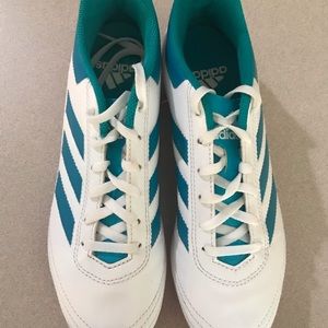 blue and white adidas cleats size 8